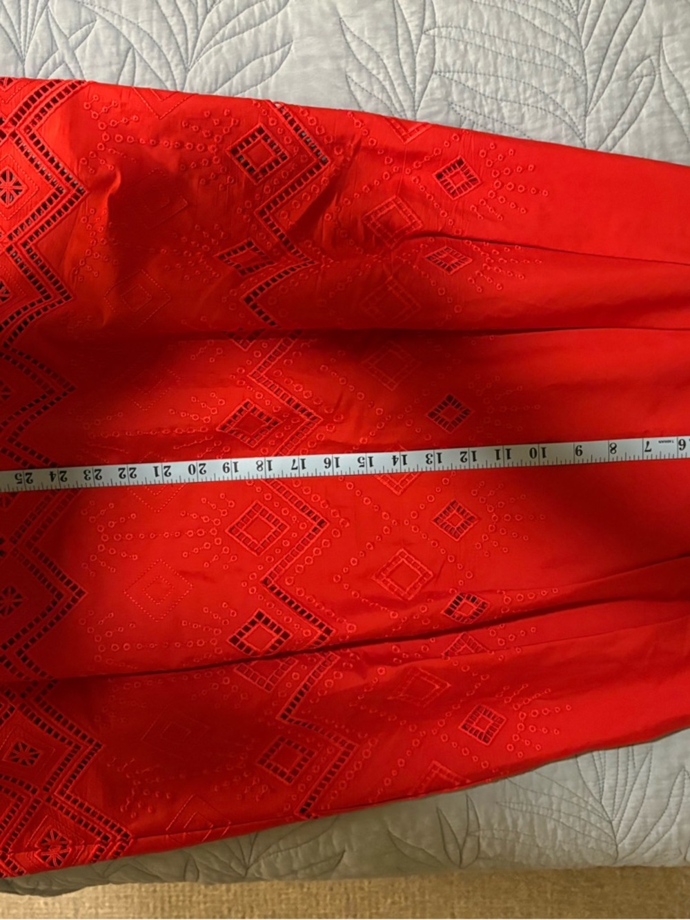 White House Black Market Red Eyelet A-Line Midi Skirt size 0 like new - Picture 6 of 7